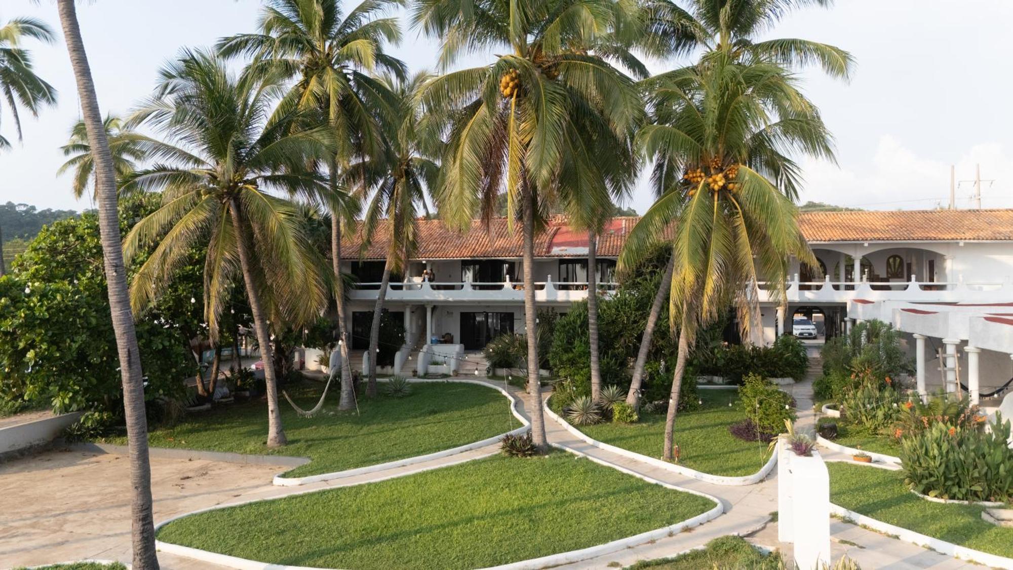 Hotel Tres Santos Troncones Εξωτερικό φωτογραφία